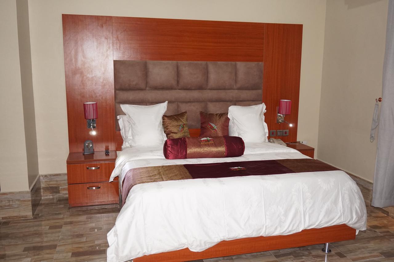 Aenon Suites Oshogbo Exteriér fotografie