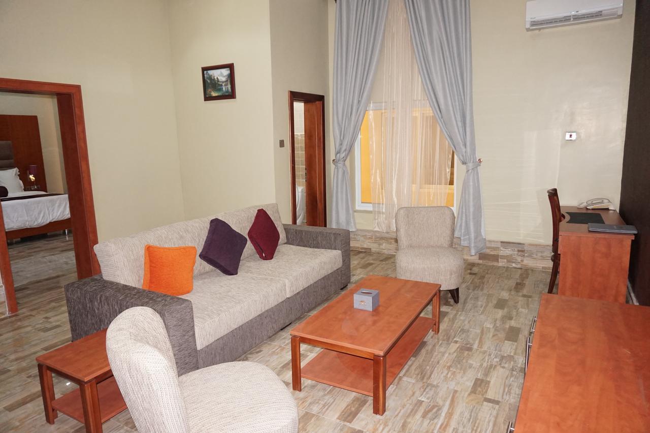 Aenon Suites Oshogbo Exteriér fotografie