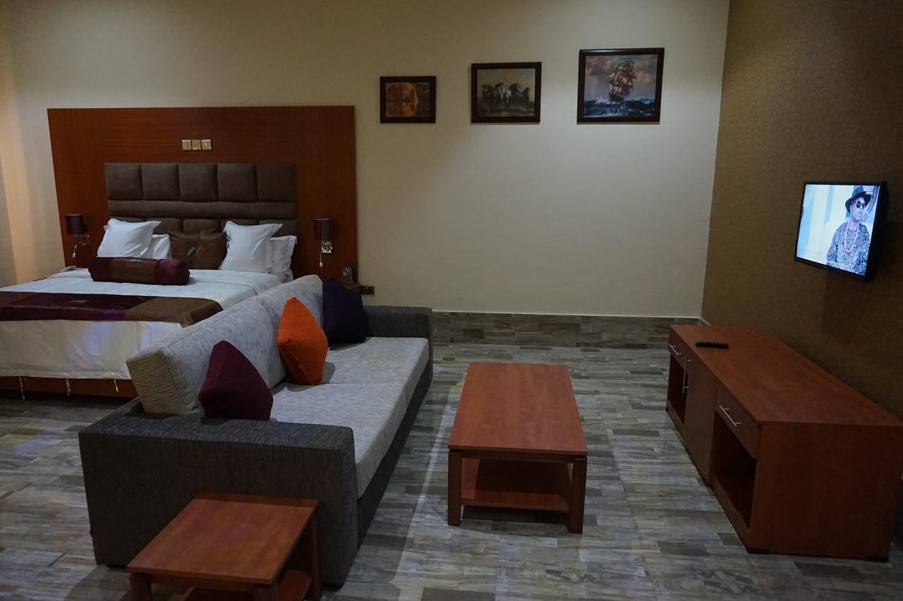 Aenon Suites Oshogbo Exteriér fotografie