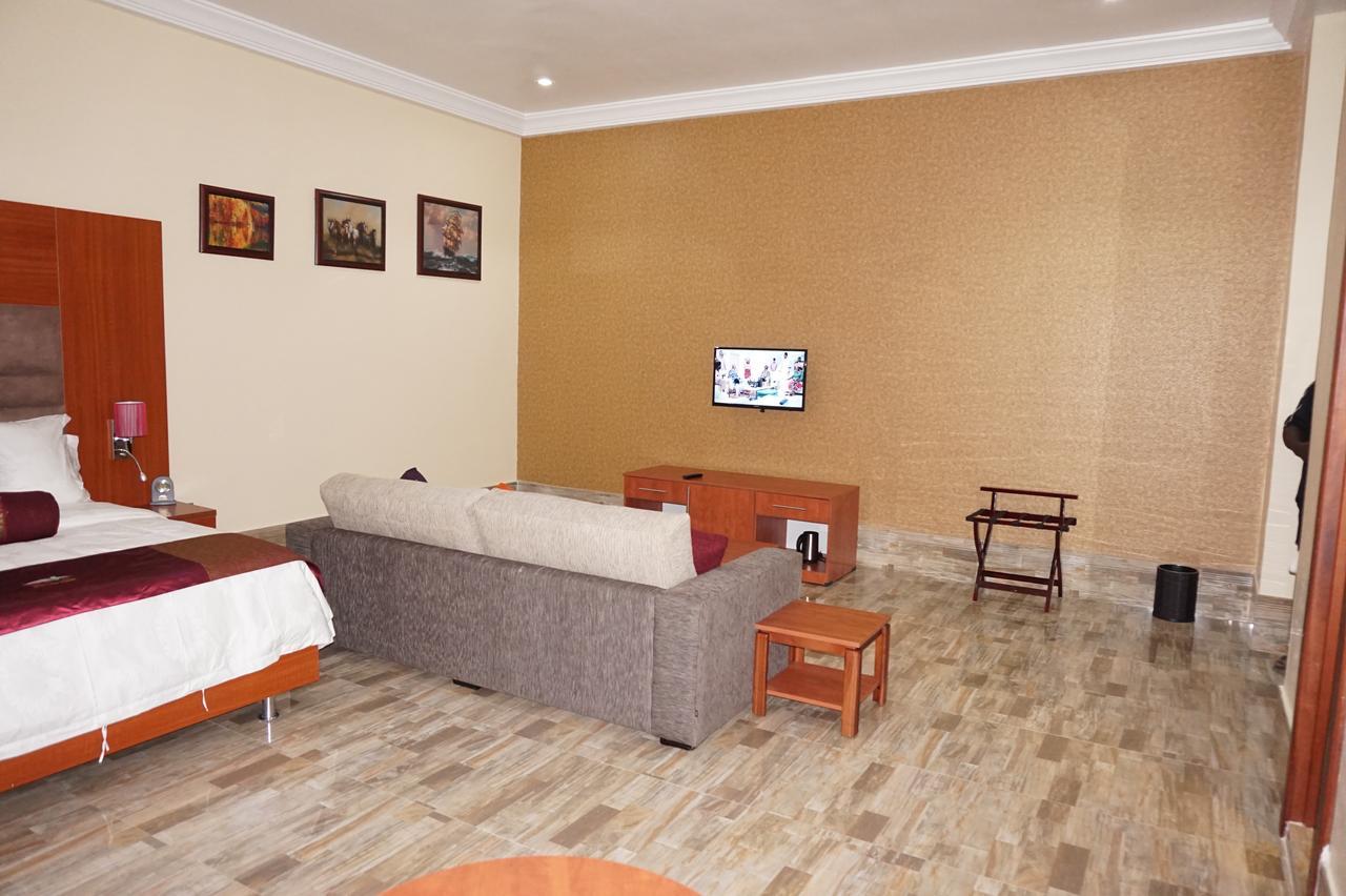 Aenon Suites Oshogbo Exteriér fotografie