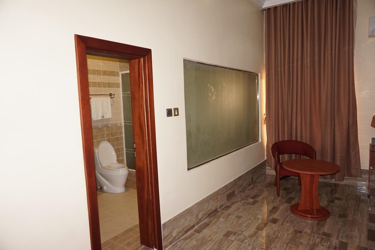 Aenon Suites Oshogbo Exteriér fotografie